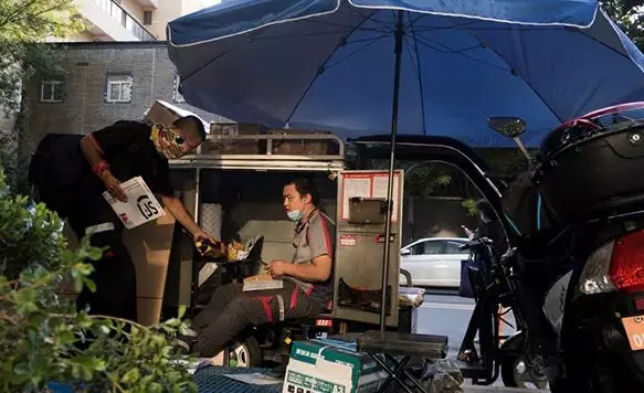 ഒമിക്രോണെത്തിയത് കാനഡയിൽനിന്നുള്ള പാക്കേജ് വഴി; വിദേശത്തുനിന്ന് സാധനങ്ങൾ വാങ്ങുന്നത് ഒഴിവാക്കാൻ പൗരന്മാരോട് ചൈന