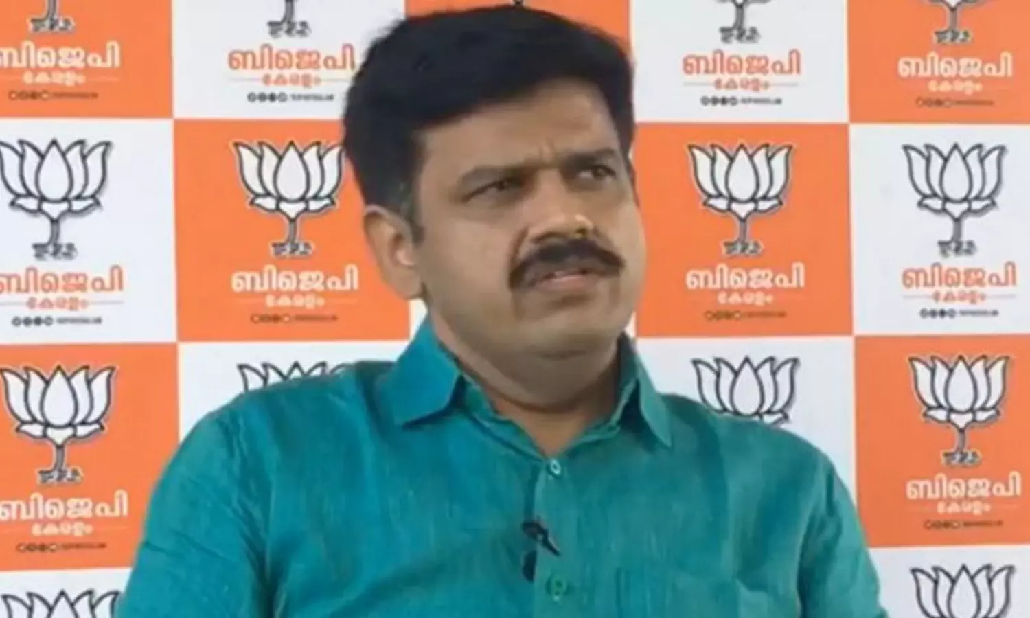 പറയുന്ന കാര്യത്തോട് ഉത്തരവാദിത്തമുള്ള ഭരണാധികാരികൾ ടെലിപ്രോംപ്റ്റർ ഉപയോഗിക്കുന്നത് പതിവ്-സന്ദീപ് വാര്യർ