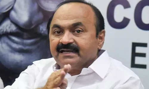 കോടിയേരി പച്ചക്ക്  വർഗീയത പറയുന്നു; കോടിയേരിയുടെ കോൺഗ്രസ് വിമർശനത്തിന് മറുപടിയുമായി പ്രതിപക്ഷ നേതാവ്