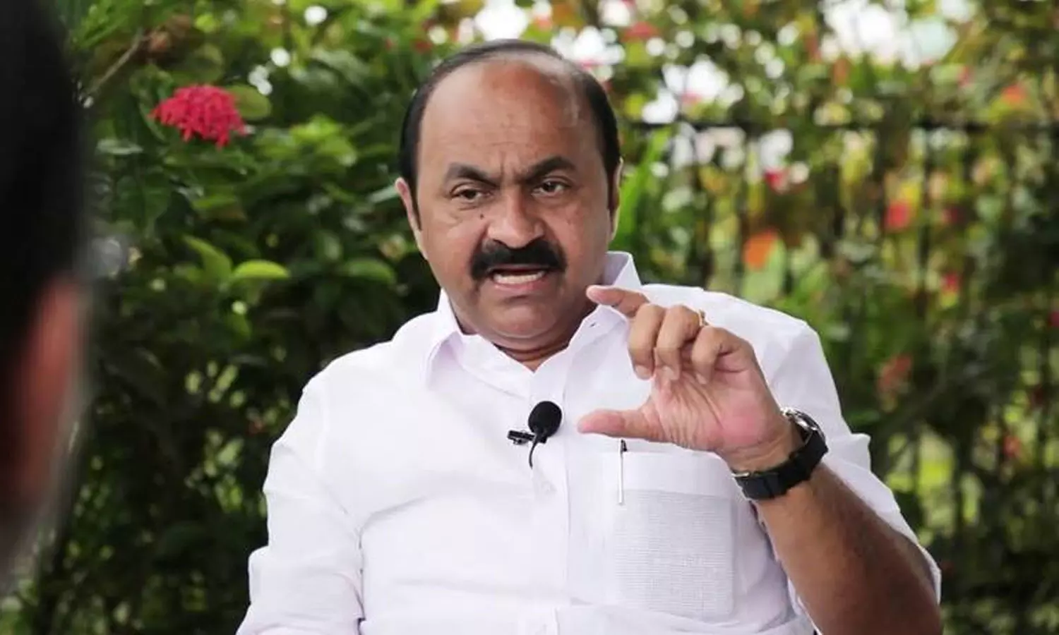 കോവിഡ് നഷ്ടപരിഹാരം: അപേക്ഷ നൽകാനാകാത്തതിനാൽ വിതരണം കുറഞ്ഞു: വി.ഡി സതീശൻ കോവിഡ് നഷ്ടപരിഹാരം: അപേക്ഷ നൽകാനാകാത്തതിനാൽ വിതരണം കുറഞ്ഞു: വി.ഡി സതീശൻ