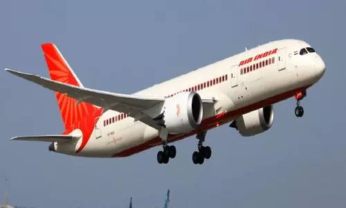 5ജിയിൽ തട്ടിത്തടഞ്ഞ് വിമാനസർവീസുകൾ; യു.എസിലേക്കുള്ള സർവീസുകൾ വെട്ടിക്കുറച്ച് എയർഇന്ത്യയും