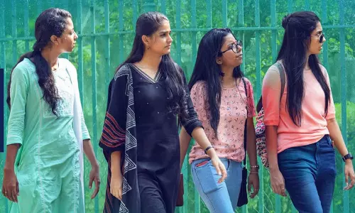 കൊച്ചിയില്‍ കറങ്ങാനിറങ്ങിയ ശരണ്യയും ടീമും: സൂപ്പര്‍ ശരണ്യയിലെ പുതിയ ഗാനം