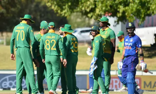 തുടക്കം അടിപൊളി, പിന്നെ പാളി: ആദ്യ ഏകദിനത്തിൽ ഇന്ത്യക്ക് തോൽവി