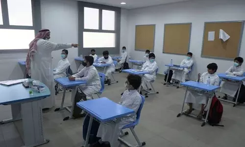കോവിഡ്; സൗദിയിൽ സ്‌കൂളുകളിൽ അസംബ്ലി നടത്തരുതെന്ന് നിർദ്ദേശം