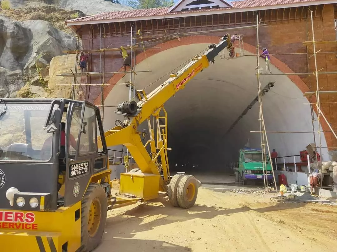 കുതിരാന് രണ്ടാം തുരങ്കം ഗതാഗതത്തിന് സജ്ജമെന്ന് ദേശീയ പാതാ അതോറിറ്റി കുതിരാന് രണ്ടാം തുരങ്കം ഗതാഗതത്തിന് സജ്ജമെന്ന് ദേശീയ പാതാ അതോറിറ്റി