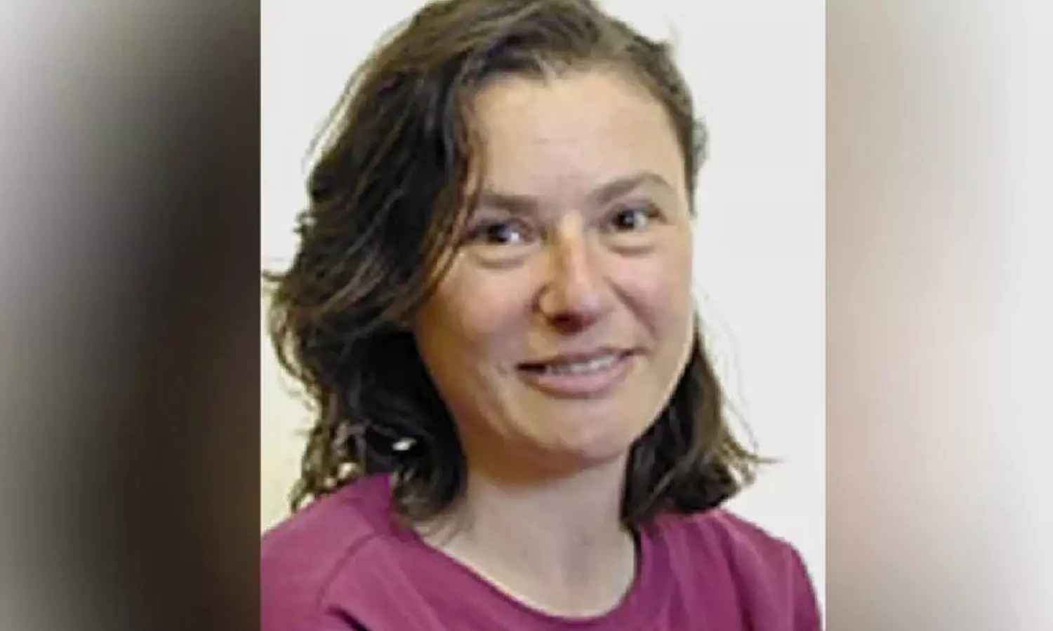 ഉച്ചത്തിലുള്ള സംസാരം മൂലം അധ്യാപികയെ ജോലിയില്‍ നിന്നു പിരിച്ചുവിട്ടു; ഒടുവില്‍ 1 കോടി നഷ്ടപരിഹാരം