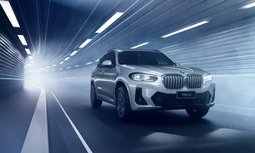 ആരാധകർ കാത്തിരുന്ന ബിഎംഡബ്ല്യു X3 ഫെയ്‌സ്‌ലിഫ്റ്റ് ഇന്ത്യയിലെത്തി