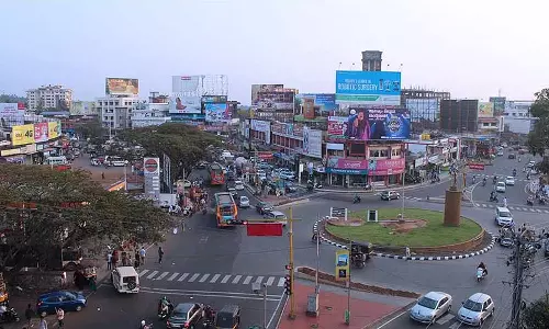 കാസർഗോഡ് ജില്ലയിൽ പൊതുപരിപാടികൾ നിരോധിച്ച കലക്ടറുടെ ഉത്തരവ് റദ്ദ് ചെയ്തു കാസർഗോഡ് ജില്ലയിൽ പൊതുപരിപാടികൾ നിരോധിച്ച കലക്ടറുടെ ഉത്തരവ് റദ്ദ് ചെയ്തു