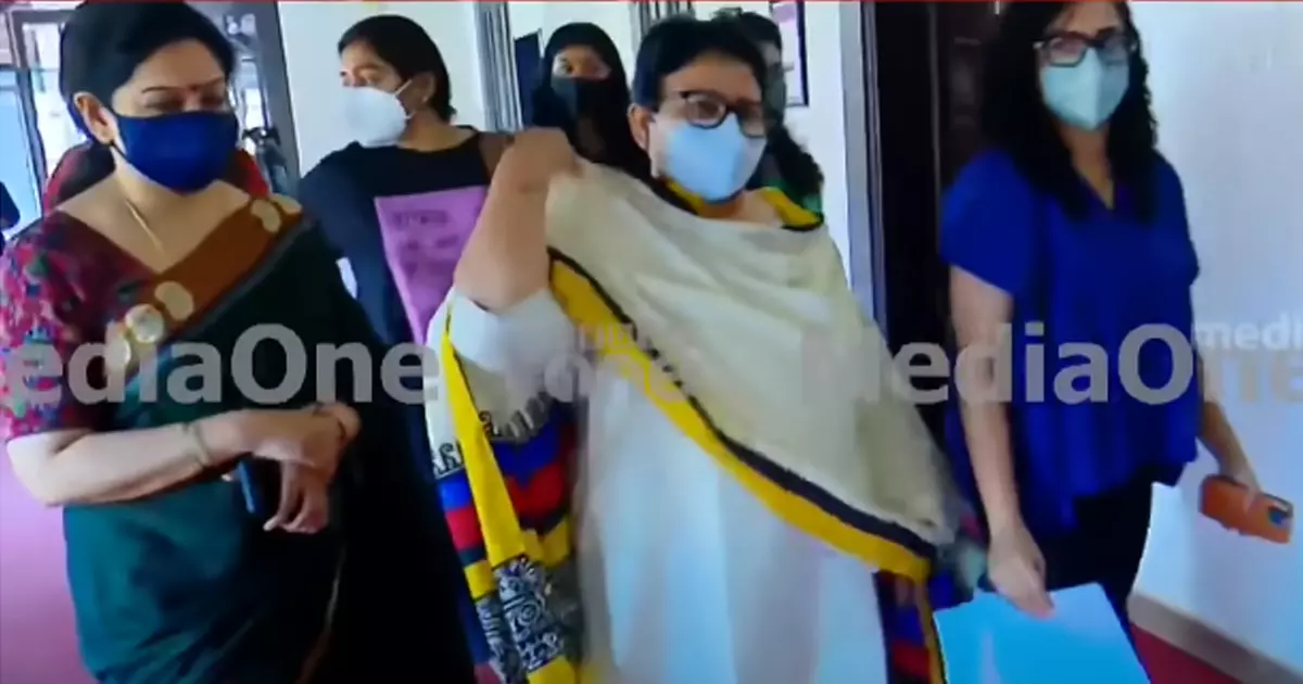 ഇനി കാത്തുനില്‍ക്കാന്‍ സമയമില്ല: നീതി തേടി ഡബ്ല്യു.സി.സി അംഗങ്ങള്‍ മന്ത്രിയെ കാണും