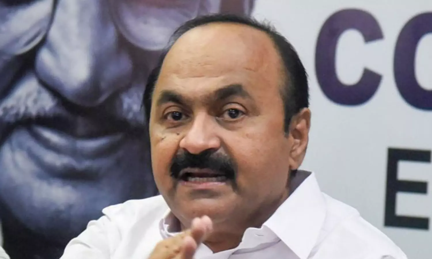 സമ്മേളനങ്ങൾക്ക് വിലക്കേർപ്പെടുത്തിയ കോടതി ഉത്തരവ് സിപി.എമ്മിന്റെ ധാർഷ്ട്യത്തിനേറ്റ തിരിച്ചടി: വിഡി സതീശൻ