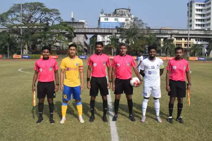 കെ.പി.എൽ: ആദ്യ മത്സരത്തിൽ കേരള ബ്ലാസ്റ്റേഴ്സിന് തോൽവി കെ.പി.എൽ: ആദ്യ മത്സരത്തിൽ കേരള ബ്ലാസ്റ്റേഴ്സിന് തോൽവി