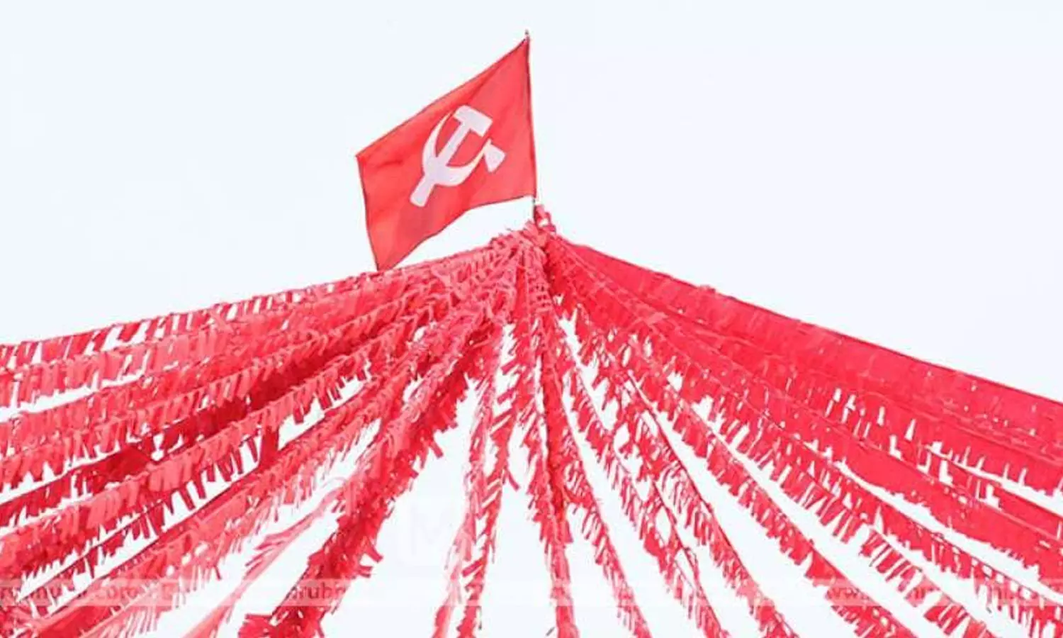 കോവിഡ് തീവ്രവ്യാപനത്തിനിടെ പാർട്ടി സമ്മേളനങ്ങൾ; കോടതി ഇടപെടലിൽ വെട്ടിലായി സി.പി.എം