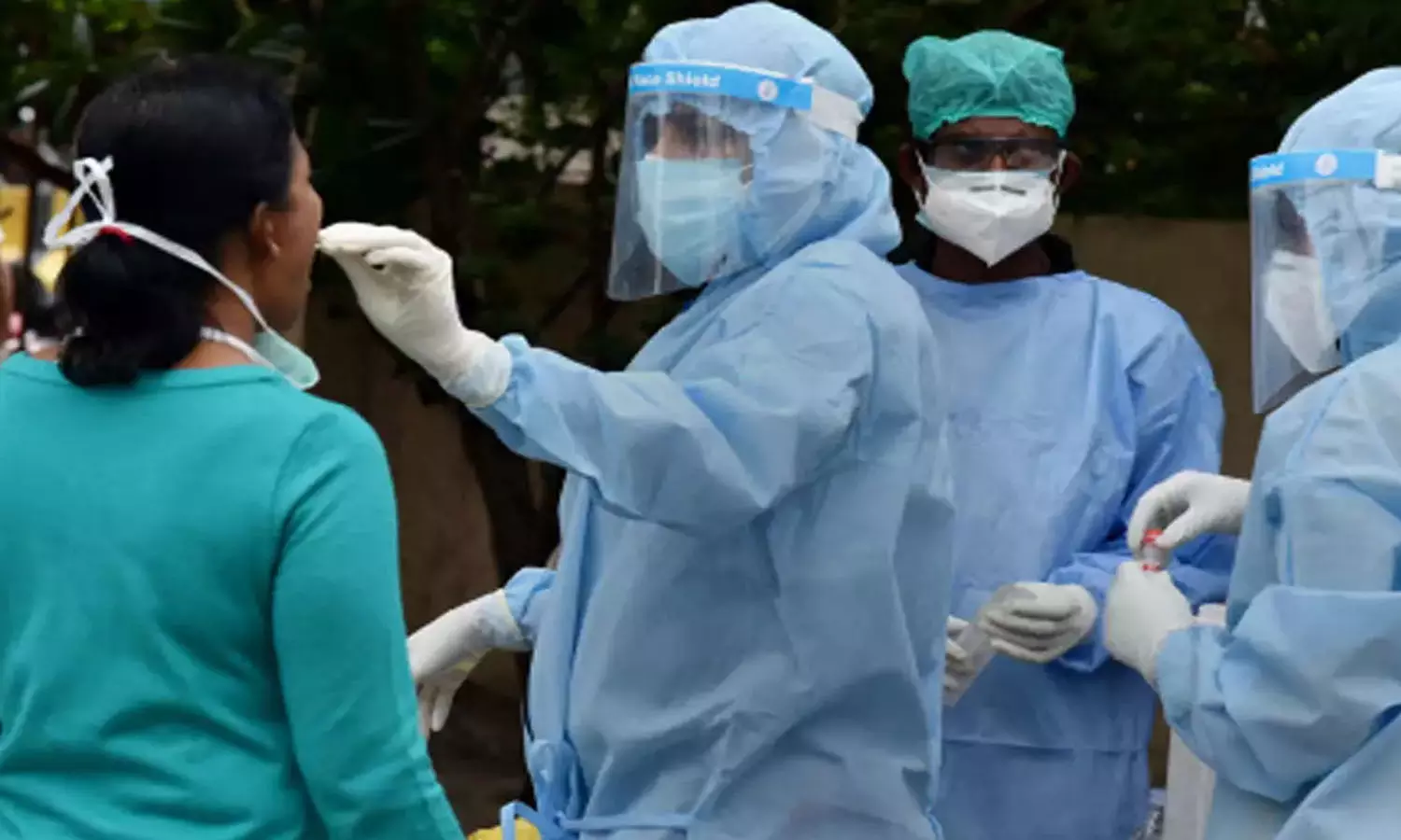 എറണാകുളത്ത് കോവിഡ് അതിതീവ്ര വ്യാപനത്തിലേക്ക്; ടിപി ആര്‍ 50 കടന്നു