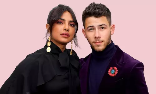 ഞങ്ങളുടെ വലിയ സന്തോഷം; കുഞ്ഞതിഥിയെ സ്വാഗതം ചെയ്ത് പ്രിയങ്കയും നിക്കും ഞങ്ങളുടെ വലിയ സന്തോഷം; കുഞ്ഞതിഥിയെ സ്വാഗതം ചെയ്ത് പ്രിയങ്കയും നിക്കും