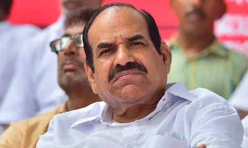 കോവിഡ് മൂന്നാം തരംഗത്തിൽ ദുരിതമനുഭവിക്കുന്നവരെ സഹായിക്കാൻ സി.പി.എം പ്രവർത്തകർ രംഗത്തിറങ്ങണം-കോടിയേരി