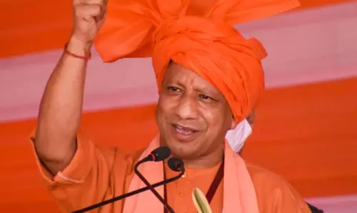 അഖിലേഷ് ഹജ്ജ് ഹൗസ് നിർമിച്ചു; ഞങ്ങൾ മാനസരോവർ ഭവനും; എസ്‍പിക്കെതിരെ വർഗീയ കാർഡിറക്കി യോഗി ആദിത്യനാഥ്