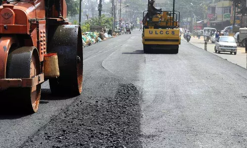സംസ്ഥാനത്ത് റോഡ് അറ്റകുറ്റപ്പണികൾ പരിശോധിക്കാൻ പ്രത്യേക ടീം