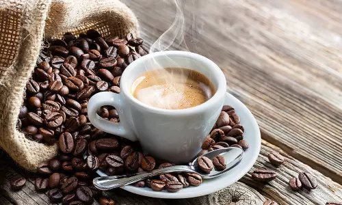 തണുപ്പകറ്റാന്‍ ഒരു കപ്പ് കാപ്പിയെടുക്കട്ടേ...