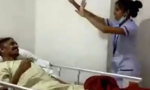 രോഗിയെ ജീവിതത്തിലേക്ക് തിരികെ കൊണ്ടുവരാൻ ഏതറ്റം വരെയും പോകും ഈ നഴ്‌സ്:വീഡിയോ