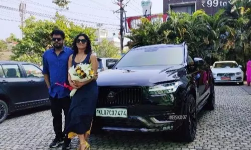 എക്‌സ്സി 90; വോൾവോയുടെ സൂപ്പർഹിറ്റ് വാഹനം സ്വന്തമാക്കി ആഷിഖ് അബു