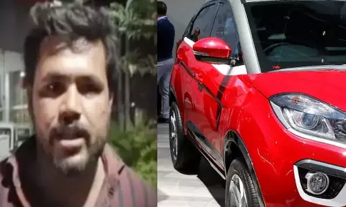 അപമാനിച്ചുവിട്ട കർഷകന് ഒടുവിൽ മാപ്പെഴുതിക്കൊടുത്ത് കാർ ഷോറൂം ജീവനക്കാർ