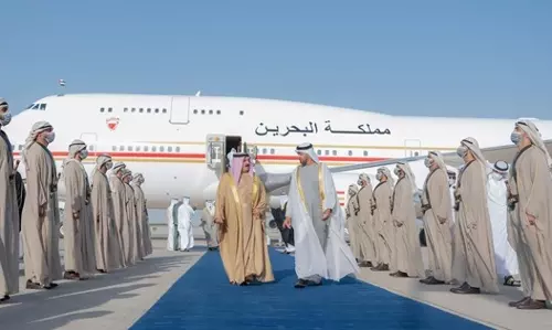 ബഹ്റൈൻ രാജാവ് അബൂദാബിയിൽ