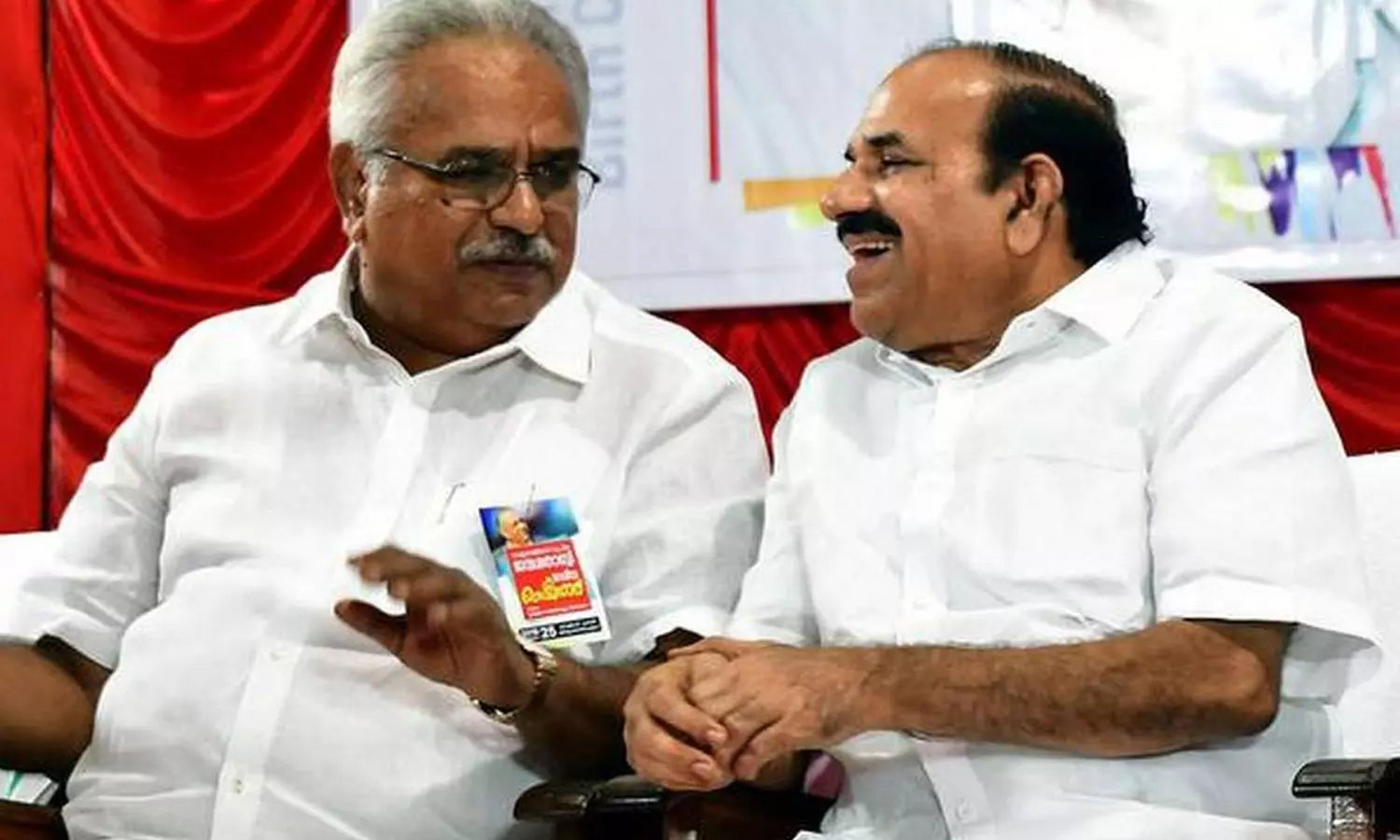 ലോകായുക്തയിൽ സിപിഐയെ അനുനയിപ്പിക്കാൻ സിപിഎം നീക്കം ലോകായുക്തയിൽ സിപിഐയെ അനുനയിപ്പിക്കാൻ സിപിഎം നീക്കം