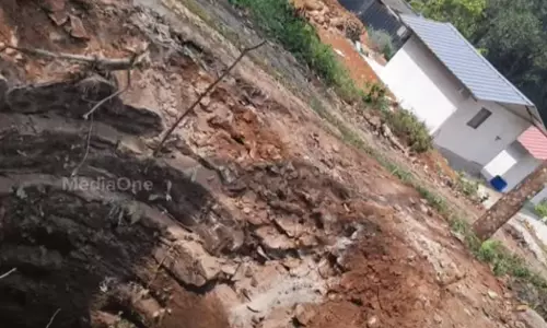 എസ്.സി, എസ്.ടി കമ്മീഷന്റെ നിർദേശങ്ങൾക്ക് പുല്ലുവില;  പത്തനംതിട്ടയിൽ  ദലിത് കുടുംബങ്ങൾക്ക് നേരെ വീണ്ടും അതിക്രമം