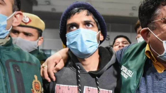 മതസൗഹാർദം തകർക്കാനാണ് ആപ്പ് നിർമിച്ചത്; ബുള്ളി ബായ് നിർമാതാവിന് കോടതി ജാമ്യം നിഷേധിച്ചു മതസൗഹാർദം തകർക്കാനാണ് ആപ്പ് നിർമിച്ചത്; ബുള്ളി ബായ് നിർമാതാവിന് കോടതി ജാമ്യം നിഷേധിച്ചു