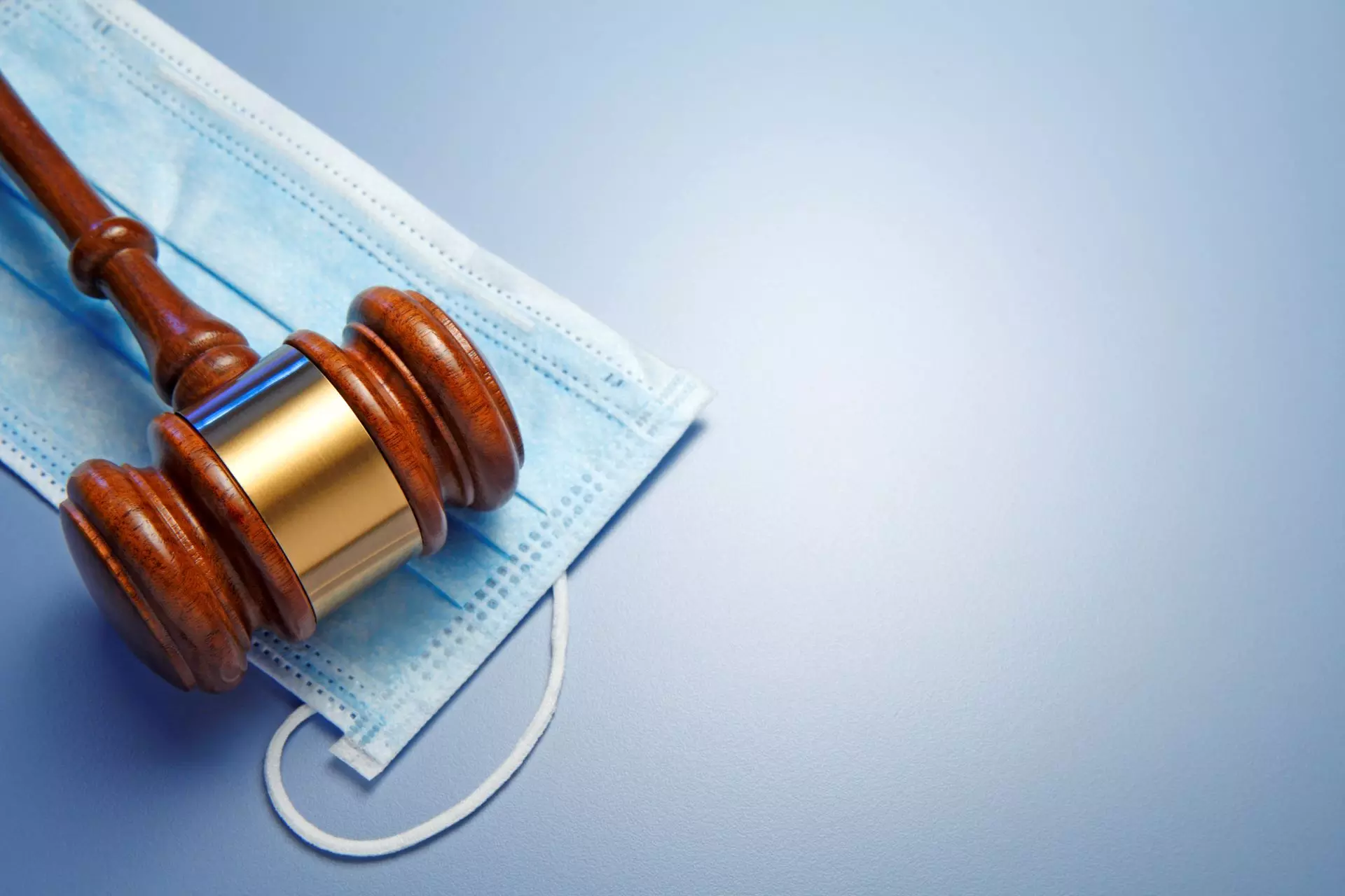 മാസ്‌ക് ധരിക്കാത്തവർക്ക് ലക്ഷം റിയാൽ പിഴ;വീണ്ടും മുന്നറിയിപ്പ് നൽകി സൗദി ആഭ്യന്തര മന്ത്രാലയം