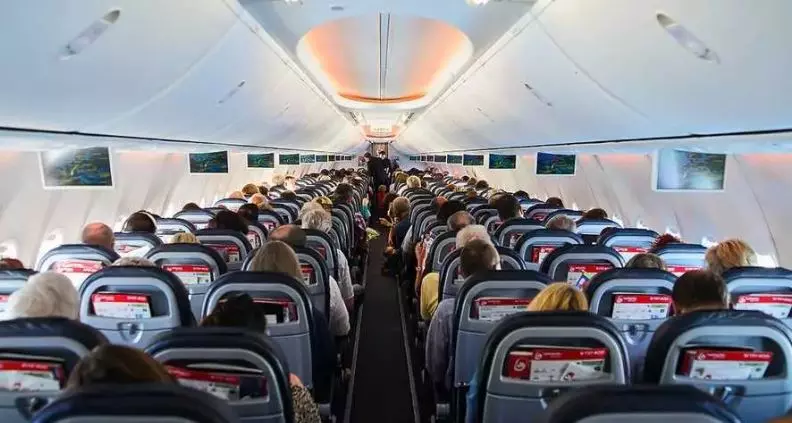 വിമാനയാത്ര ഇനി ചീപ്പാകും; ടാറ്റയ്ക്കു പിന്നാലെ മത്സരത്തിനൊരുങ്ങി ആകാശയും ജെറ്റ് എയർവേസും എത്തുന്നു