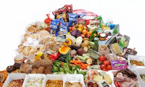 അംഗീകാരമില്ലാതെ ഭക്ഷ്യവസ്​തുക്കൾ സൂക്ഷിച്ച സംഭവം: പ്രതികൾ പിടിയിൽ