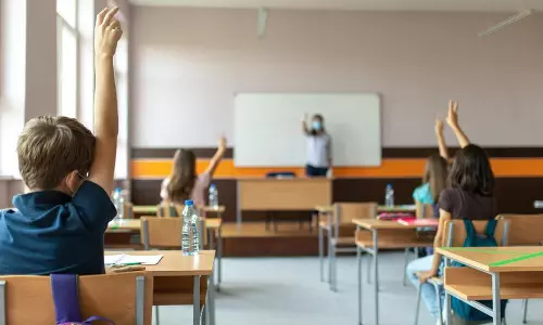 ബഹ് റൈനിലെ പൊതു വിദ്യാലയങ്ങളിൽ മുൻകരുതൽ നടപടികൾ പാലിക്കുന്നുണ്ടെന്ന് ഉറപ്പാക്കും ബഹ് റൈനിലെ പൊതു വിദ്യാലയങ്ങളിൽ മുൻകരുതൽ നടപടികൾ പാലിക്കുന്നുണ്ടെന്ന് ഉറപ്പാക്കും