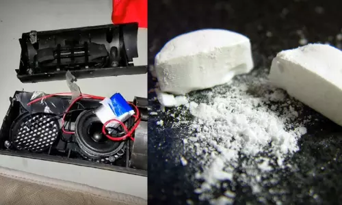 ബ്ലൂടൂത്ത് ഹെഡ‍്സെറ്റ് സ്പീക്കറില്‍ എം.ഡി.എം.എ കടത്ത്: കാസര്‍കോടും കോഴിക്കോടും വന്‍ ലഹരി ശേഖരം പിടികൂടി