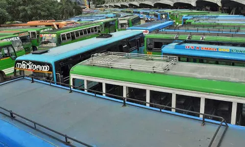 ചാർജ് വർധന:  ബസ് ഉടമകൾ അനിശ്ചിതകാല സമരത്തിലേക്ക്‌