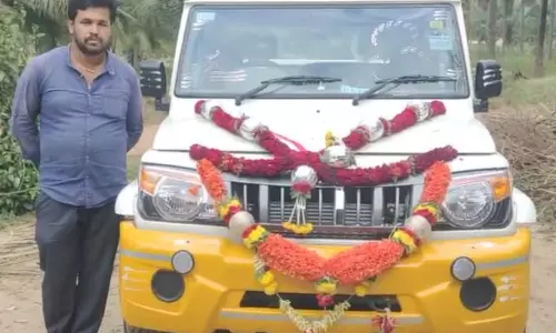 പുത്തൻ ബൊലേറോ വീട്ടിലെത്തിച്ച് മാപ്പും പറഞ്ഞു; കർഷകനെ അപമാനിച്ചുവിട്ട സംഭവത്തിന് ശുഭാന്ത്യം