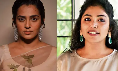 മീഡിയവൺ സംപ്രേഷണ വിലക്ക്: പ്രതിഷേധമറിയിച്ച് പാർവതിയും റിമ കല്ലിങ്കലും മീഡിയവൺ സംപ്രേഷണ വിലക്ക്: പ്രതിഷേധമറിയിച്ച് പാർവതിയും റിമ കല്ലിങ്കലും