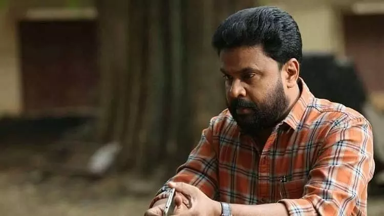 ദിലീപിന്‍റെ മുന്‍ കൂർ ജാമ്യാപേക്ഷ ഇന്ന് വീണ്ടും ഹൈക്കോടതിയില്‍;  ഫോണുകള്‍ വിട്ടുനല്‍കണമെന്ന പ്രോസിക്യൂഷന്‍റെ ആവശ്യവും പരിഗണിക്കും