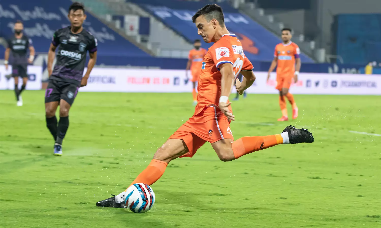 ഇഞ്ച്വറി ടൈമിലെ ഗോളിൽ സമനില പിടിച്ച് എഫ്.സി ഗോവ ഇഞ്ച്വറി ടൈമിലെ ഗോളിൽ സമനില പിടിച്ച് എഫ്.സി ഗോവ