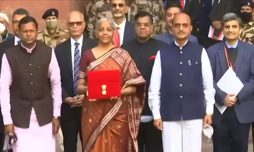 കേന്ദ്ര ബജറ്റ്: പി.എം ആവാസ് യോജന വഴി 80 ലക്ഷം വീടുകൾ നിർമിച്ച് നൽകും