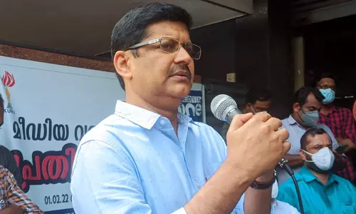 എന്തു വിശദീകരണമാണ് മീഡിയവൺ നൽകേണ്ടത്?