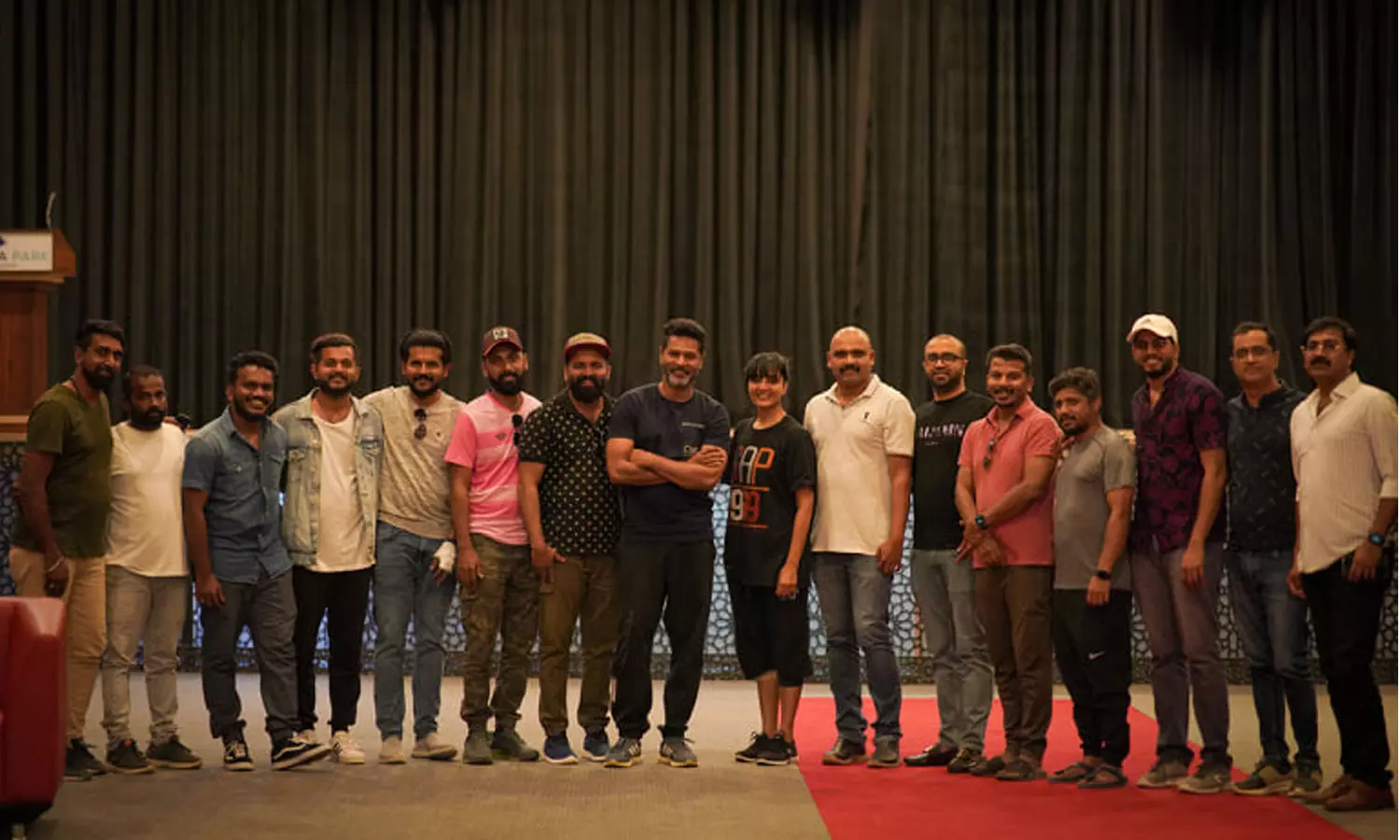 പ്രഭുദേവ വന്നു; ആയിഷ ചുവടുവെക്കുന്നു പ്രഭുദേവ വന്നു; ആയിഷ ചുവടുവെക്കുന്നു