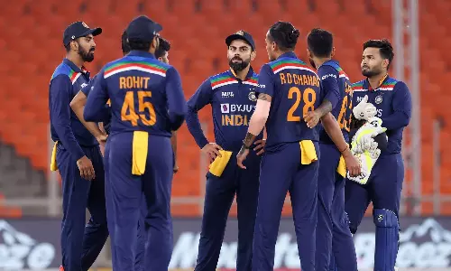 വെസ്റ്റ്ഇൻഡീസിനെതിരായ പരമ്പരക്കുള്ള ഇന്ത്യൻ ക്യാമ്പിൽ കോവിഡ് ഭീഷണി: ധവാനടക്കം പോസിറ്റീവ്