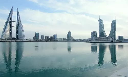 ബഹ്റൈന് പൊതുമരാമത്ത് മന്ത്രാലയത്തിലെ വിദേശ തൊഴിലാളികളെ എണ്ണം കുറക്കും ബഹ്റൈന് പൊതുമരാമത്ത് മന്ത്രാലയത്തിലെ വിദേശ തൊഴിലാളികളെ എണ്ണം കുറക്കും