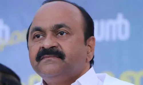 കരുവന്നൂർ ബാങ്ക് തട്ടിപ്പ് കേസിൽ സിബിഐ അന്വേഷണം വേണം; മുഖ്യമന്ത്രിക്ക് പ്രതിപക്ഷ നേതാവിന്റെ കത്ത്