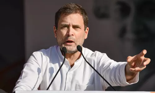 സരസ്വതി ദേവിക്ക് ആരോടും വിവേചനമില്ല; ഹിജാബ് വിലക്കിൽ രാഹുൽ ഗാന്ധി