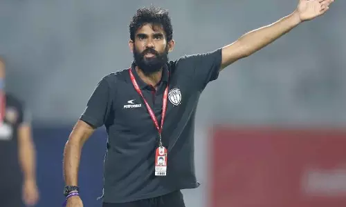 പത്ത് പേരായി ചുരുങ്ങിയിട്ടും അവര്‍ തളര്‍ന്നില്ല: നോര്‍ത്ത് ഈസ്റ്റ് യുണൈറ്റഡ് കോച്ച്