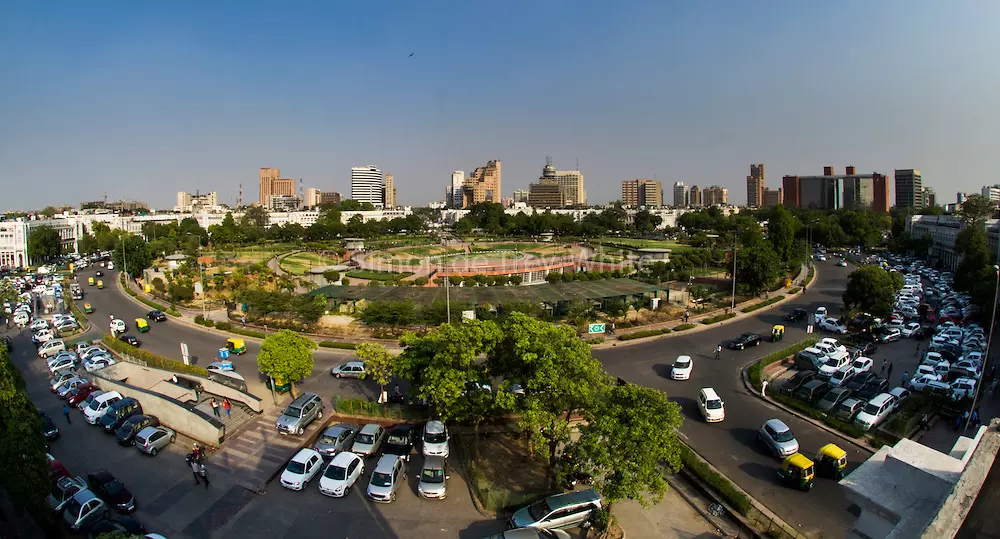 വാടകക്കെടുക്കാം, യാത്ര ചെയ്യാം; ഡൽഹി നിരത്ത് കീഴടക്കാൻ ഇ സ്കൂട്ടറുകൾ വാടകക്കെടുക്കാം, യാത്ര ചെയ്യാം; ഡൽഹി നിരത്ത് കീഴടക്കാൻ ഇ സ്കൂട്ടറുകൾ