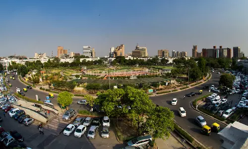 വാടകക്കെടുക്കാം, യാത്ര ചെയ്യാം; ഡൽഹി നിരത്ത് കീഴടക്കാൻ ഇ സ്കൂട്ടറുകൾ വാടകക്കെടുക്കാം, യാത്ര ചെയ്യാം; ഡൽഹി നിരത്ത് കീഴടക്കാൻ ഇ സ്കൂട്ടറുകൾ