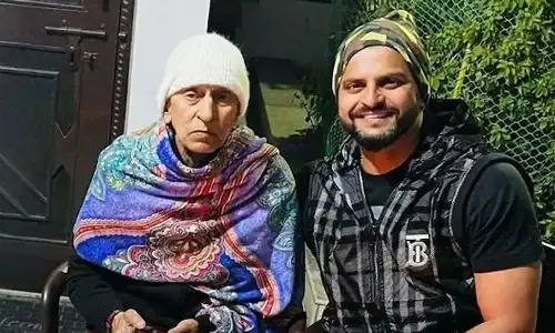 സുരേഷ് റെയ്നയുടെ പിതാവ് ത്രിലോക്ചന്ദ് റെയ്ന അന്തരിച്ചു സുരേഷ് റെയ്നയുടെ പിതാവ് ത്രിലോക്ചന്ദ് റെയ്ന അന്തരിച്ചു